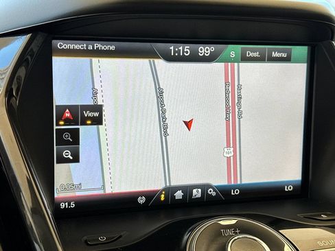 Used 2014 Ford C-MAX Energi SEL w/ Equipment Group 302A FWD image 23