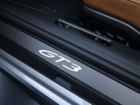 Used 2026 Porsche 911 GT3 image 28