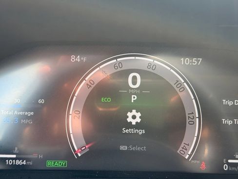 Used 2023 Toyota RAV4 Limited AWD/4WD image 18