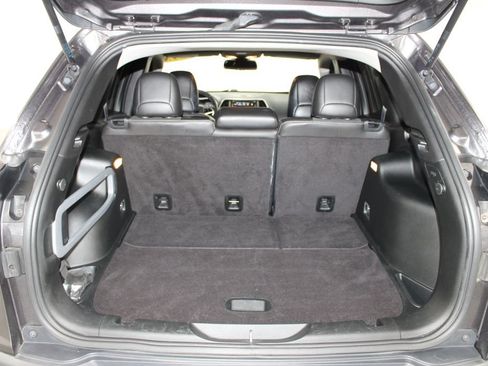 Used 2018 Jeep Cherokee Latitude Plus FWD image 15