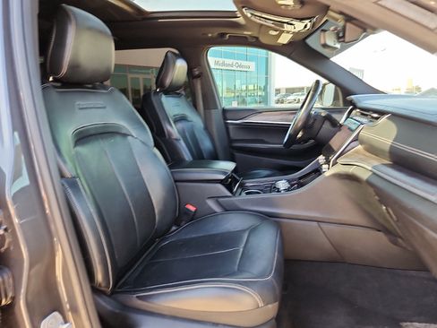 Used 2022 Jeep Grand Cherokee L Overland AWD/4WD image 14