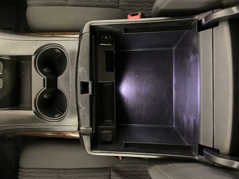 Used 2018 Chevrolet Tahoe LS image 27