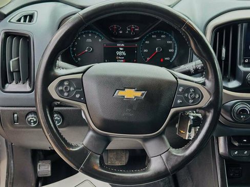Used 2022 Chevrolet Colorado Z71 AWD/4WD image 40