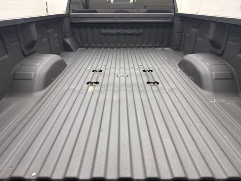 Used 2020 GMC Sierra 3500 Denali w/ Denali Ultimate Package image 17