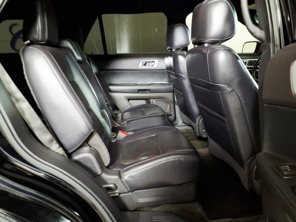 Used 2012 Ford Explorer XLT FWD image 12