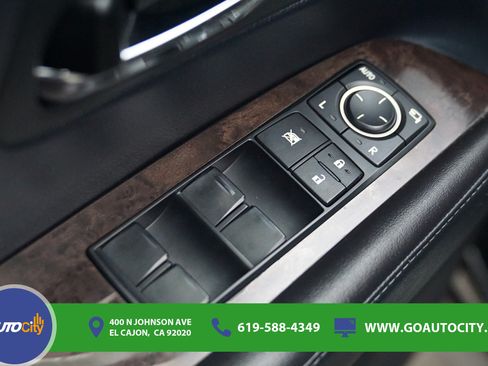 Used 2013 Lexus RX 450h AWD w/ Navigation Pkg image 18