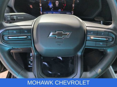 Certified 2023 Chevrolet Colorado Trail Boss w/ Technology Package AWD/4WD image 12