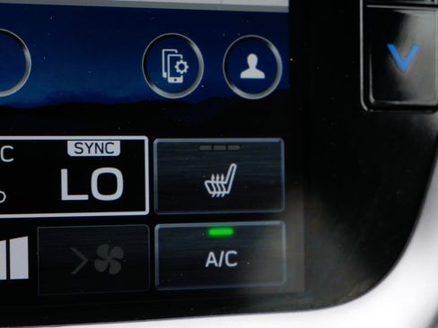Certified 2023 Subaru Outback Limited XT AWD/4WD image 32