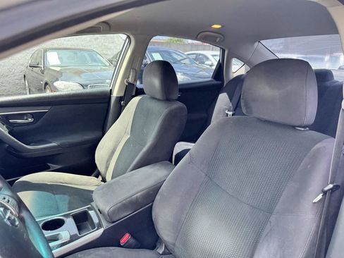 Used 2014 Nissan Altima 2.5 S FWD image 32