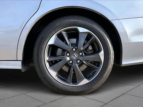 Certified 2024 Honda Odyssey Elite image 11
