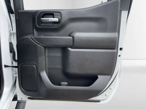 Used 2023 Chevrolet Silverado 1500 Custom Trail Boss AWD/4WD image 16