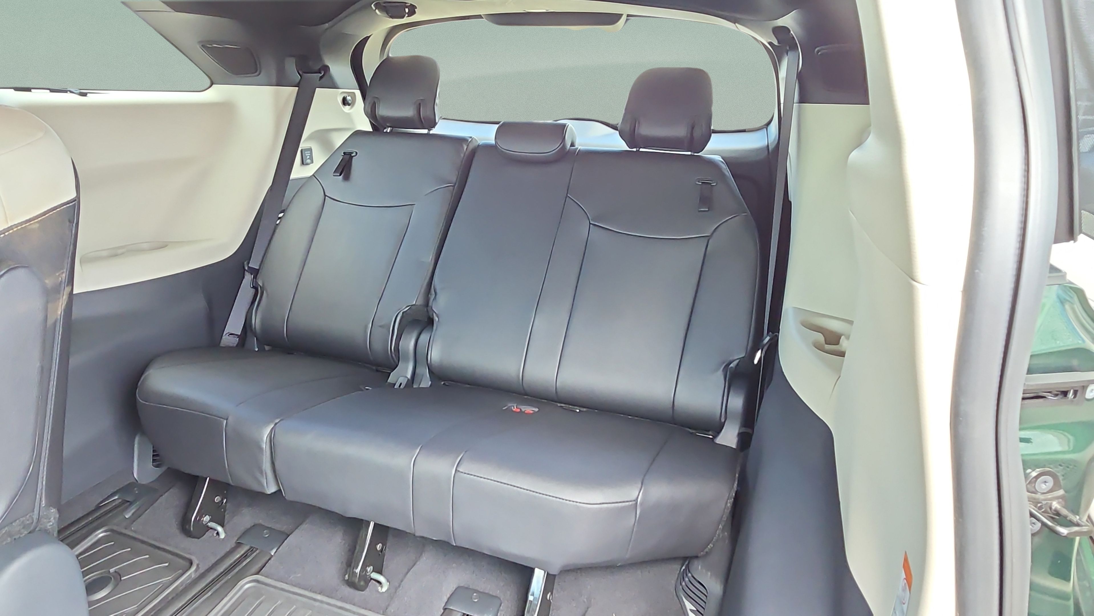 Certified 2026 Toyota Sienna Limited AWD/4WD image 13