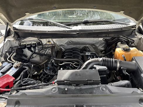 Used 2012 Ford F150 XLT AWD/4WD image 31