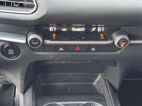 Used 2021 MAZDA CX-30 FWD 2.5 S w/ Select Package image 26