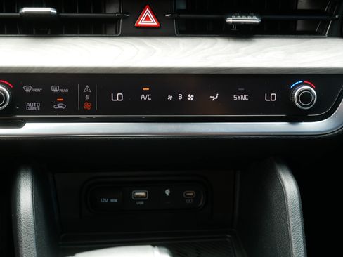 Used 2024 Kia Sportage X-Line AWD/4WD image 23