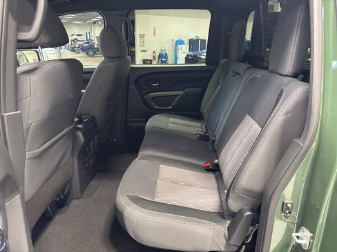 Used 2024 Nissan Titan SV w/ SV Bronze Edition Package image 31