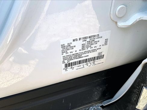 Used 2021 Ford Explorer Limited image 37