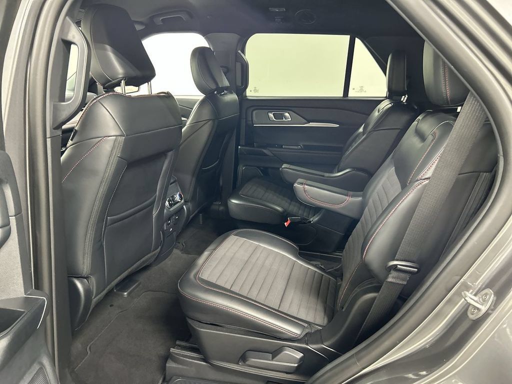 Used 2026 Ford Explorer ST-Line AWD/4WD image 20