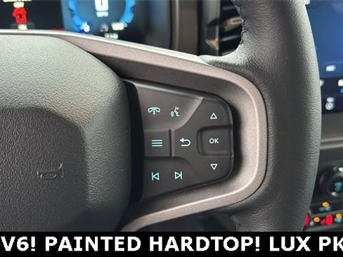 New 2025 Ford Bronco Badlands image 12