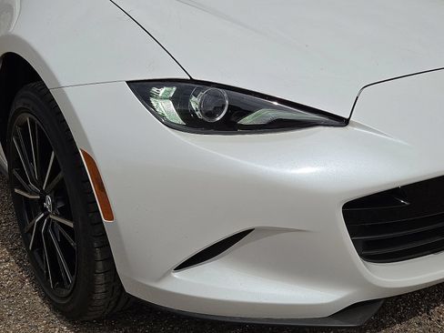 New 2026 MAZDA MX-5 Miata Grand Touring RWD image 9