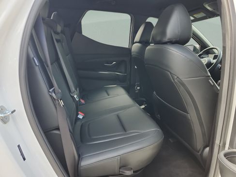 Certified 2025 Hyundai Santa Cruz SEL FWD image 17