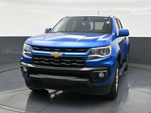 Used 2022 Chevrolet Colorado LT w/ LT Convenience Package image 8