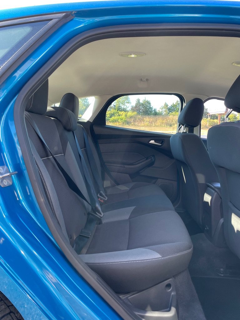 Used 2012 Ford Focus SE FWD image 19