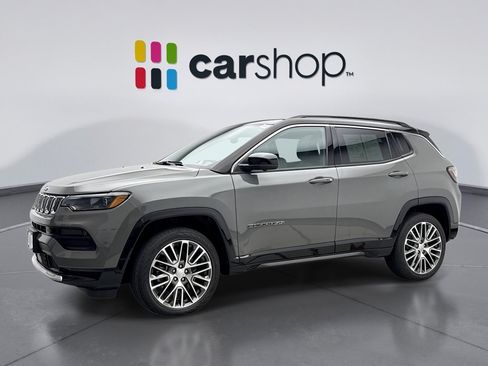 Used 2023 Jeep Compass Limited w/ Elite Group AWD/4WD image 1
