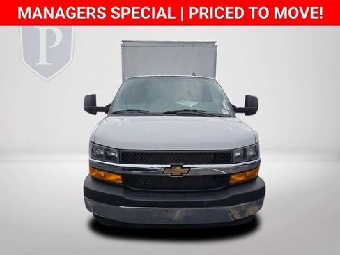 New 2024 Chevrolet Express 3500 w/ Power Convenience Package RWD image 14