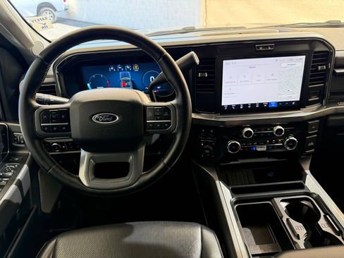 Used 2025 Ford F350 Lariat w/ Black Appearance Package AWD/4WD image 28