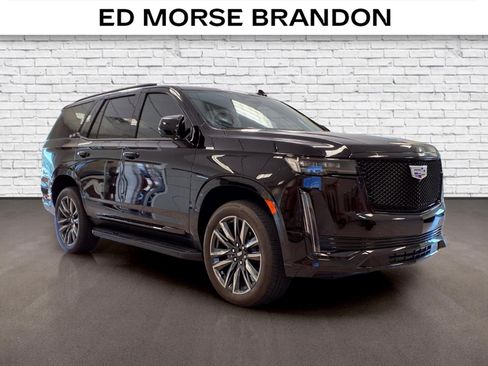 Certified 2024 Cadillac Escalade Sport AWD/4WD image 6