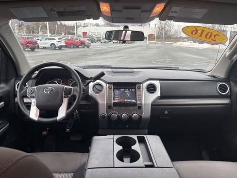 Used 2016 Toyota Tundra SR5 image 21