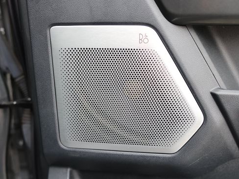 Certified 2023 Ford F150 Lariat w/ Equipment Group 502A High image 11