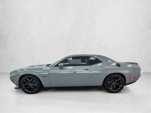 Used 2022 Dodge Challenger R/T w/ Plus Package RWD image 9
