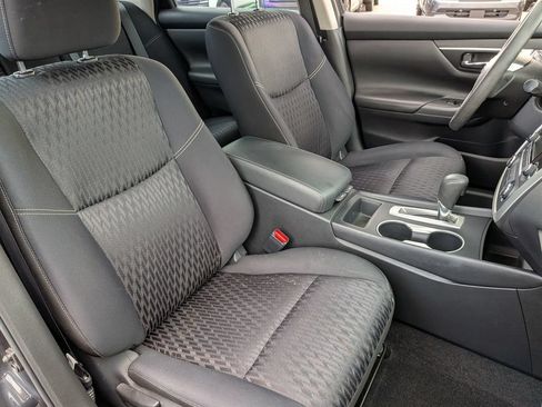 Used 2018 Nissan Altima 2.5 S w/ S Convenience Package FWD image 32