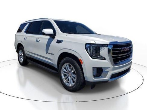 Used 2023 GMC Yukon SLT w/ SLT Luxury Package AWD/4WD image 2
