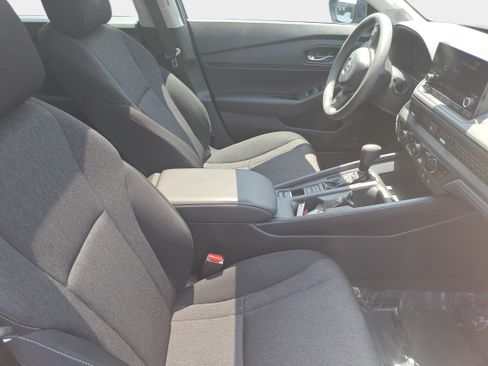 Used 2024 Honda Accord EX image 10