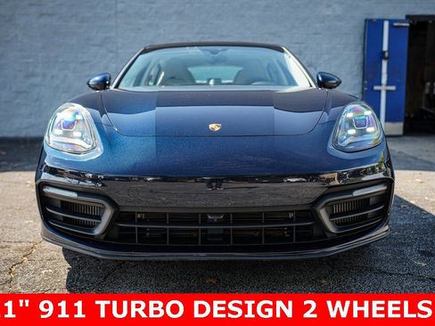 Used 2022 Porsche Panamera 4S w/ Premium Package image 4