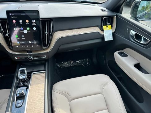 New 2026 Volvo XC60 B5 Plus w/ Protection Package Premier image 18