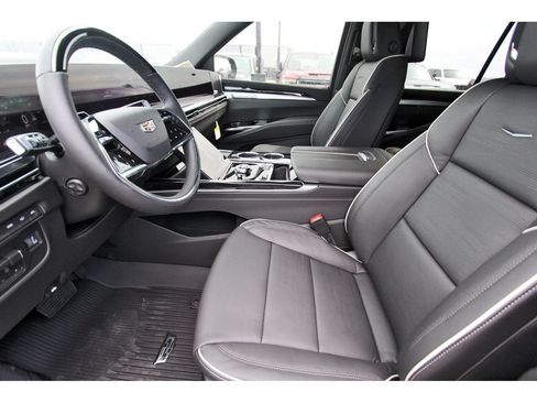 New 2026 Cadillac Escalade ESV Sport w/ Touring Package AWD/4WD image 6