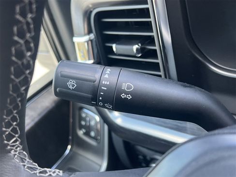 New 2026 Ford F250 Lariat w/ Black Appearance Package image 16