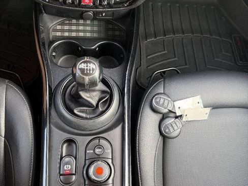 Used 2019 MINI Cooper Clubman ALL4 AWD/4WD image 18