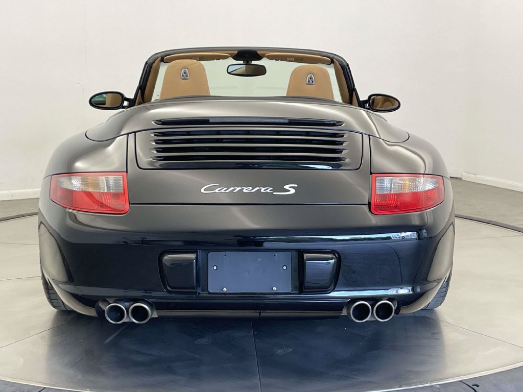 Used 2006 Porsche 911 Carrera S RWD image 6