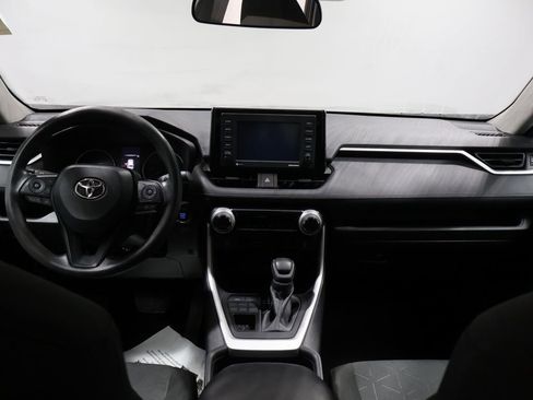 Used 2022 Toyota RAV4 XLE image 15