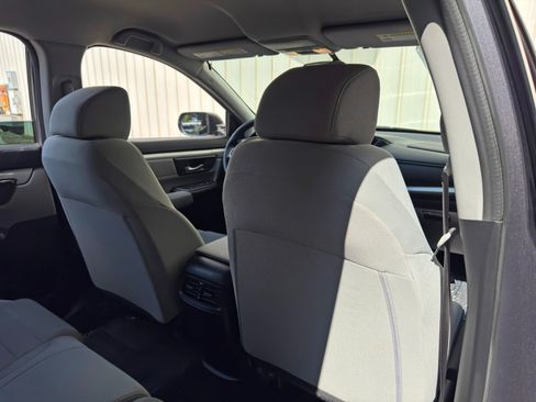 Used 2017 Honda CR-V LX image 28