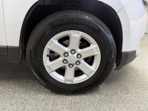 Used 2016 GMC Acadia SLE AWD/4WD image 31