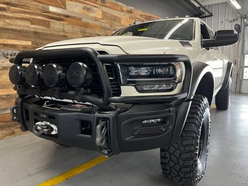 Used 2021 RAM 2500 Limited AWD/4WD image 9