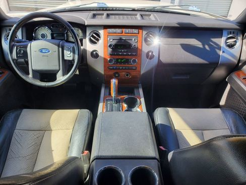 Used 2008 Ford Expedition EL Eddie Bauer image 29