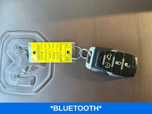Used 2019 RAM 1500 Laramie AWD/4WD image 11