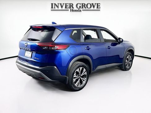 Used 2023 Nissan Rogue SV AWD/4WD image 5